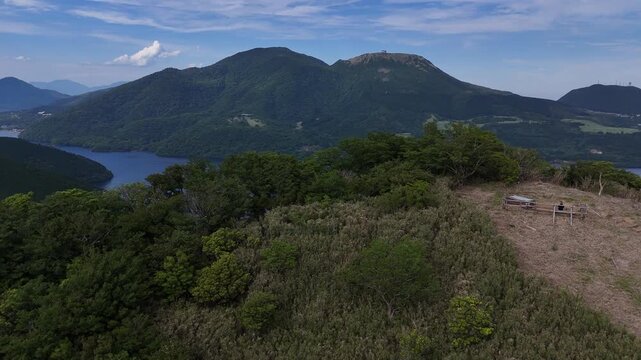 箱根・芦ノ湖と駒ヶ岳（空撮） - 神奈川県足柄郡 , 日本