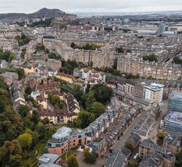 Fototapeta premium Beautiful aerial view of Greenock's waterfront in Scotland, showcasing charming residential neighborhoods