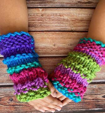 hand knitting - hand made wool accessories 