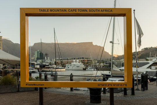Table Mountain framed at Cape Town waterfront outdoors
