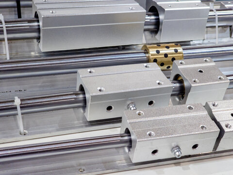 Precision Linear Motion Shafts with Aluminum Bearing Blocks and Brass Bushing for Industrial Automation