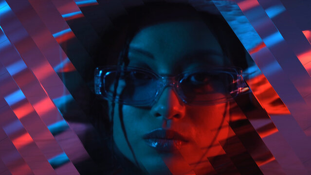 Premium Overlays Glass Effect 4 &ndash; Transparent Glass Distortion Effects, Refraction Overlays and Modern Frosted Visual Styles for Video Editing