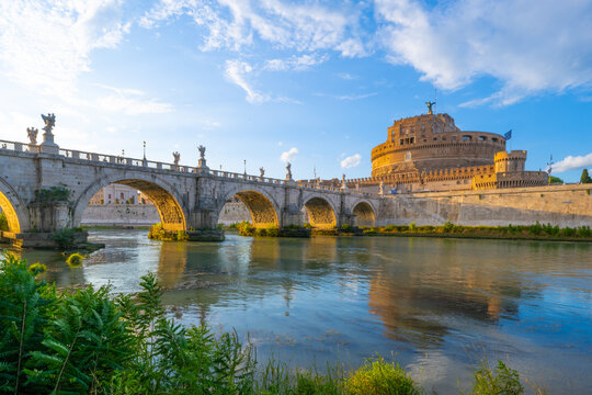 architecture, water, building, river, landmark, bridge, travel, ancient, sky, castle, old, europe, reflection, landscape, italy, tourism, historic