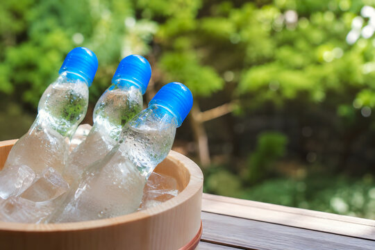 ラムネ瓶 Images – Browse 379 Stock Photos, Vectors, and Video