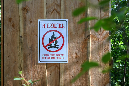 interdiction feu barbecue danger nature