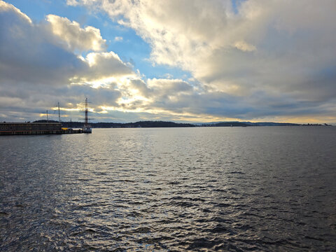 Scenic daytime view of the Oslofjord harbor
