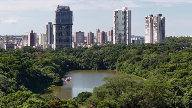 Vista A&eacute;rea da cidade de Maring&aacute;, Paran&aacute;, Brasil. 