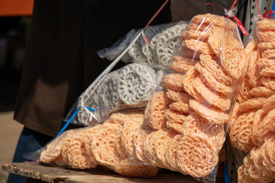 Kerupuk Mawar (Rose Crackers) is a traditional Indonesian snack made from starch and flavoring. Sold in plastic bags, these crackers are the main ingredient in the popular street food dish, seblak. 