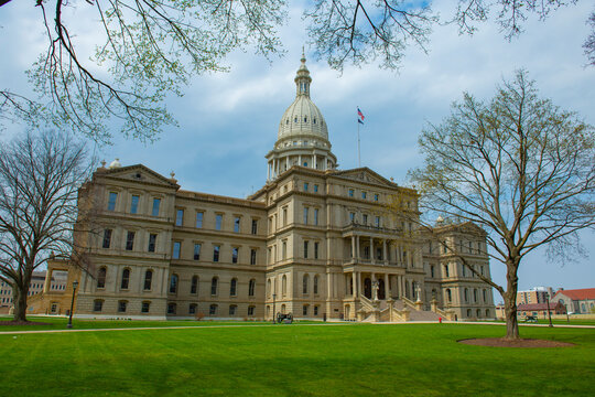 Michigan State Capitol is the legislative government of Michigan State, at 100 N Capitol Ave, Lansing, Michigan MI, USA. 