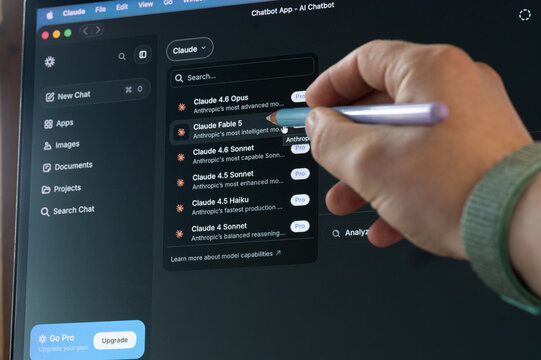 Changing Ai model in Claude Fable app