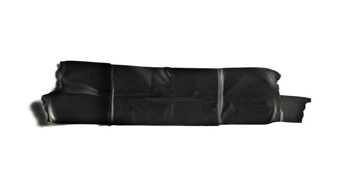 Tiras de cinta adhesiva negra cruzadas para dise&ntilde;o de p&oacute;ster, aisladas en blanco. Tiras de cinta adhesiva negra cruzadas aisladas sobre fondo blanco; elemento de dise&ntilde;o gr&aacute;fico para p&oacute;ster