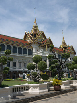 Chakri Maha Prasat Throne Hall with manicured topiary gardens, Bangkok