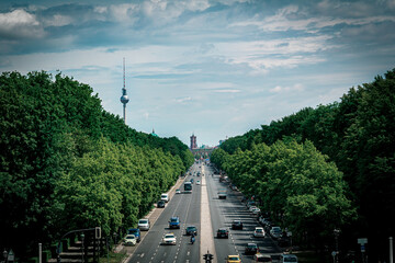 View from Siegessäule along Berlin's grand avenue toward the TV tower © Michael Persson