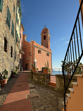 tellaro