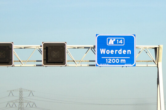 Niederlande, Autobahn A12, Ausfahrt 14 Woerden in Richtung Utrecht