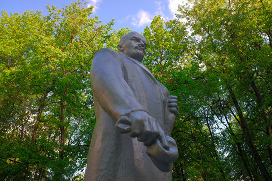 Lenin monument in Balashikha, Moscow oblast of Russia. Sunny spring day