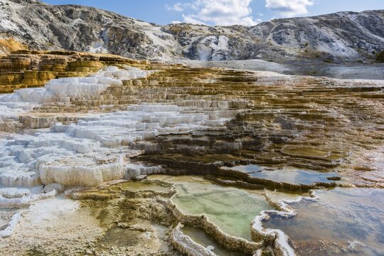 180822_212 Close up details of the travertine rock of Mound Spring in the Mammoth Hot Springs area of Yellowstone National Park, Wyoming