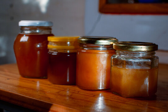 industria de la apicultura, miel de abeja