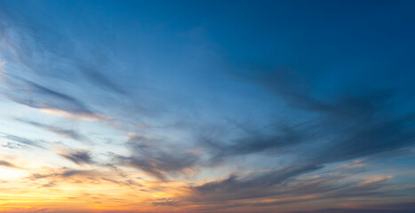 Obraz premium Sunset sky with beautiful clouds. Nature sky background.