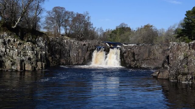 Low force waterfall