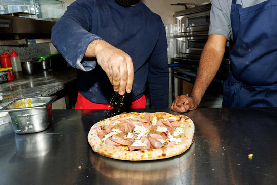 Mortazza pizza