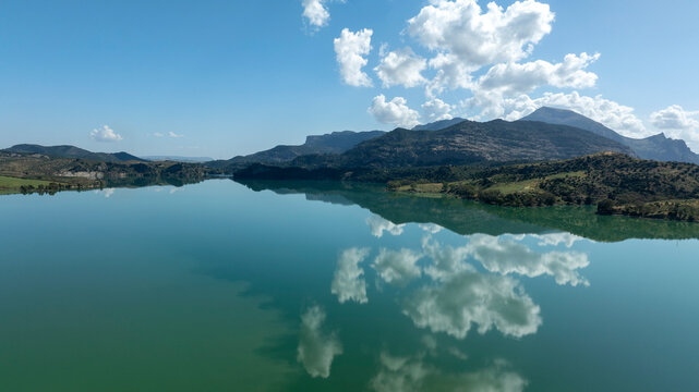Embalse Conde de Guadalhorce en la provincia de M&aacute;laga, Andaluc&iacute;a	