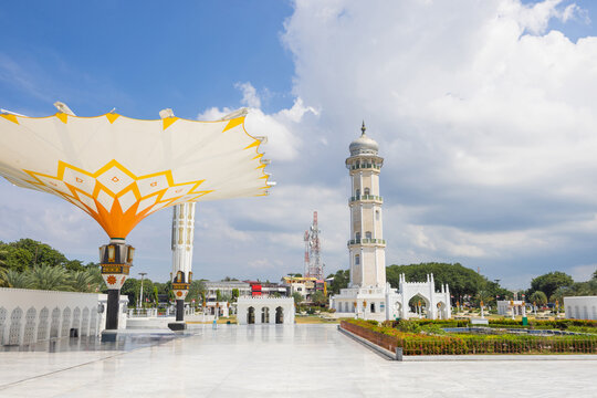 Masjid Raya Baiturrahman minaret in Banda Aceh