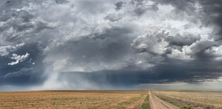 Storm cell formation in Tornado Alley
