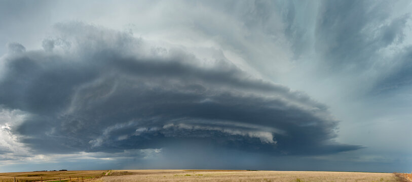 Storm cell formation in Tornado Alley