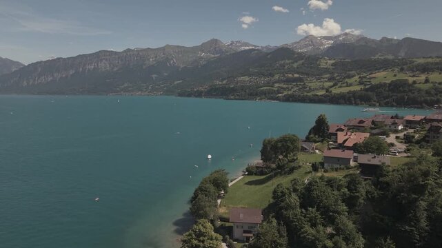 H&auml;user am See