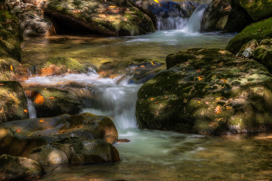 Beautiful running water found in Lamar Alexander State Park