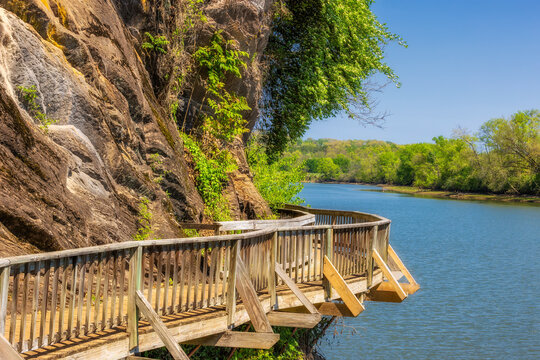 Ijams Public Park along the Tennessee River in Knoxville, Tennessee.