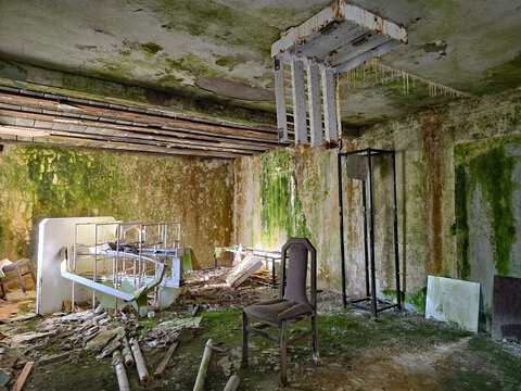 Wonderful photos of a &ldquo;lost place,&rdquo; an old industrial wasteland with chairs and other items.