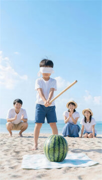 白い砂浜でスイカ割りを楽しむ日本人家族の夏イベント