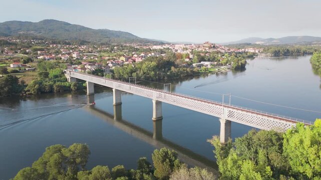 Drone da ponte rodoferrovi&aacute;ria Valen&ccedil;a Tui Portugal Espanha