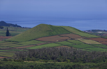 Obraz premium Terceira island landscape with volcanic cone and atlantic ocean