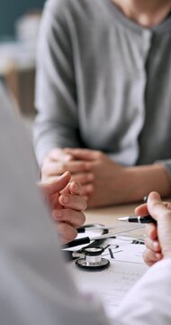 Doctor and patient are talking at clinic