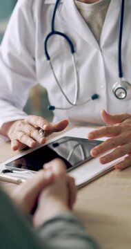 Doctor and patient are talking at clinic