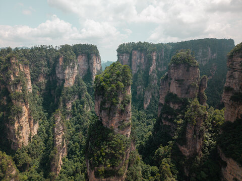 Towering quartz-sandstone pillars of Wulingyuan