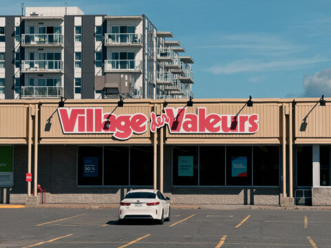 Le magasin d'occasion Village des Valeurs a Qu&eacute;bec.