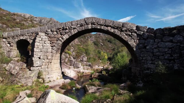 Stone Bridge on Stunning Nature Landscape. Cava da Velha, castro Laboreiro, Portugal