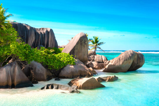 Paradise beach on the island of La Digue in the Seychelles. Anse Source D'Argent