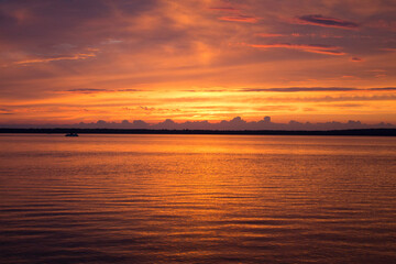 Obraz premium Lake Sunset