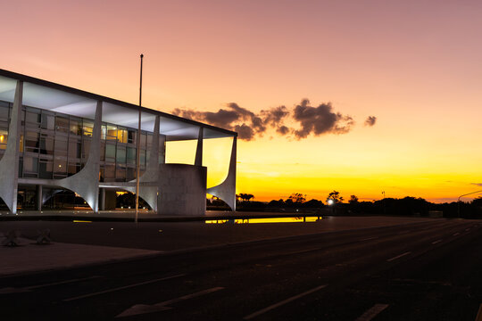 BRASILIA, BRAZIL - JUNE, 2026: Palacio do Planalto presidential palace designed by Oscar Niemeyer at sunrise, seat of the Brazilian government