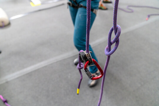 rock climbing top rope figure eight knot