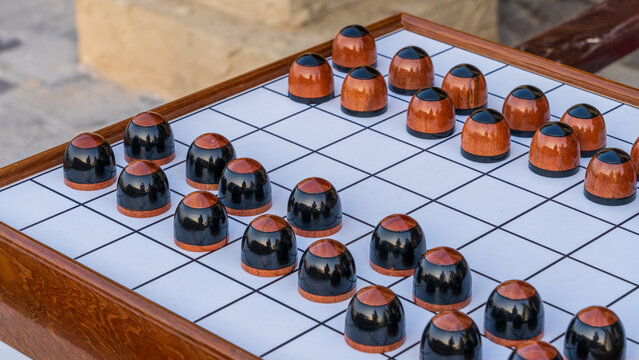 al damam board game-a traditional arabic game