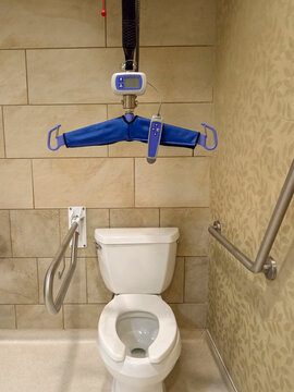 Ceiling Lift Equipment for Assisted Care in Hospital Bathroom for Seniors