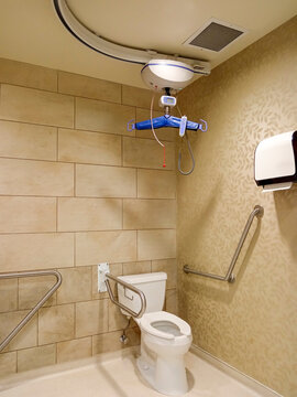 Ceiling Lift Equipment for Assisted Care in Hospital Bathroom for Seniors