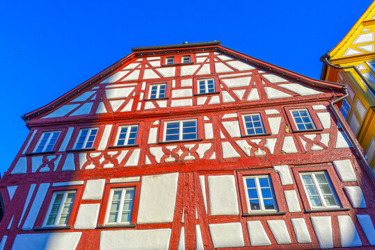 Historische Fachwerkh&auml;user auf dem Marktplatz in der Altstadt von M&ouml;ckm&uuml;hl