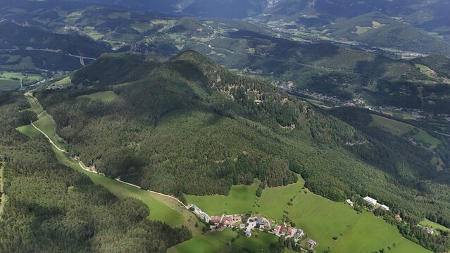 Luftaufnahme in die Semmering-Region 